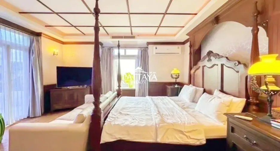 For rent and for sale 5 bedrooms house in Bang Lamung, Chonburi
