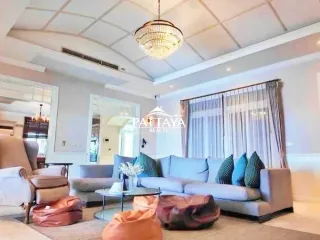 À louer et à vendre 5 chambres maison à Bang Lamung, Chonburi