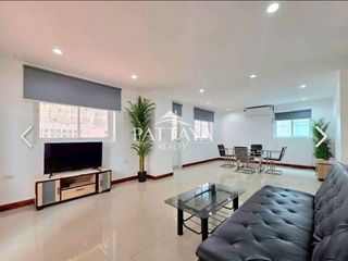 Casa en alquiler de 4 habitaciones en Bang Lamung, Chonburi