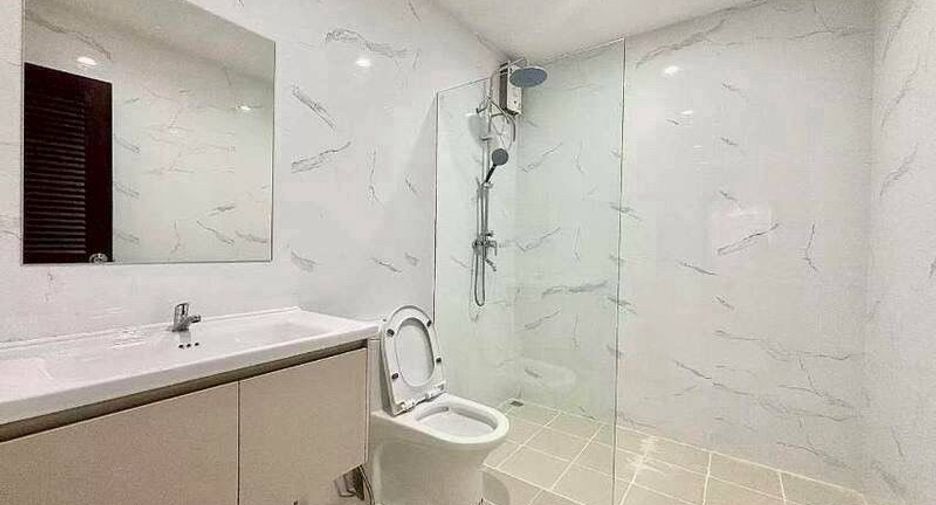 Haus zum Kauf mit 5 Zimmer in Bang Lamung, Chonburi