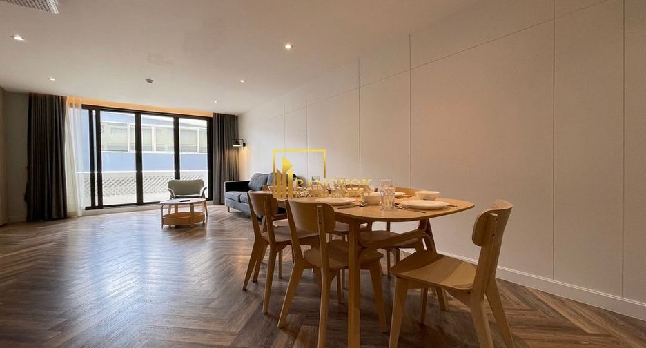 For rent 3 bedrooms apartment in Watthana, Bangkok