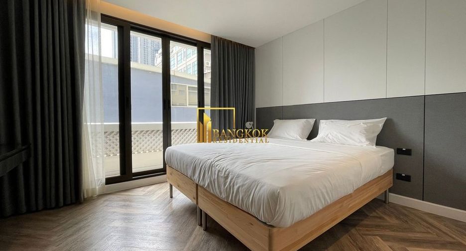 For rent 3 bedrooms apartment in Watthana, Bangkok