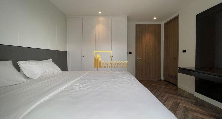 For rent 3 bedrooms apartment in Watthana, Bangkok