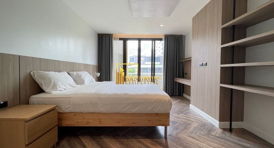 For rent 3 bedrooms apartment in Watthana, Bangkok