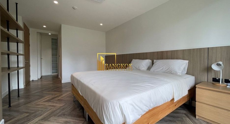 For rent 3 bedrooms apartment in Watthana, Bangkok