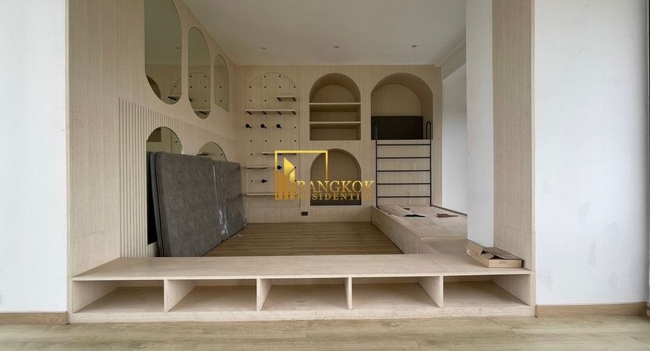 For rent 3 bedrooms apartment in Watthana, Bangkok