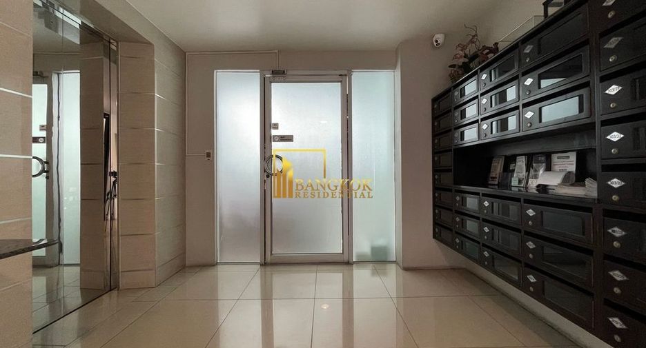 For rent 3 bedrooms apartment in Watthana, Bangkok