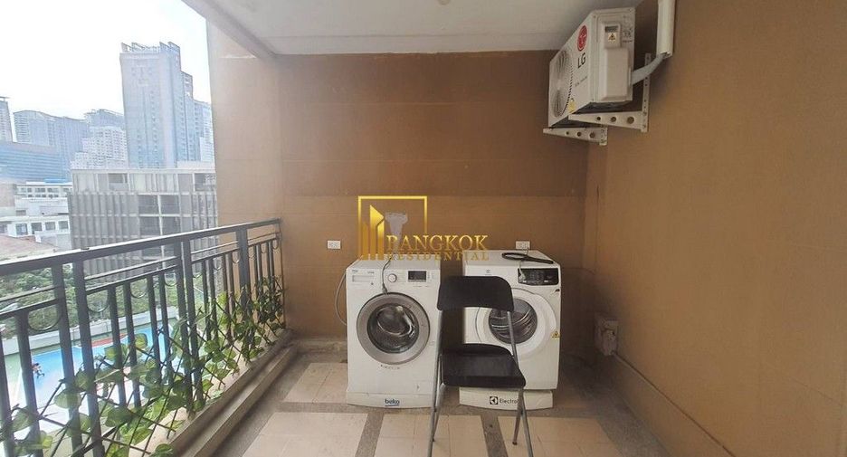 Apartamento en alquiler de 3 habitaciones en Khlong Toei, Bangkok