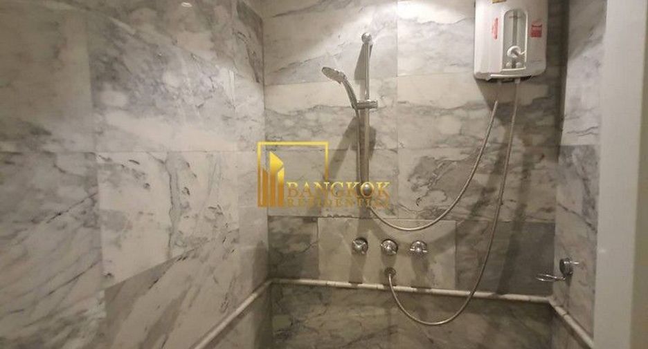 Apartamento en alquiler de 3 habitaciones en Khlong Toei, Bangkok