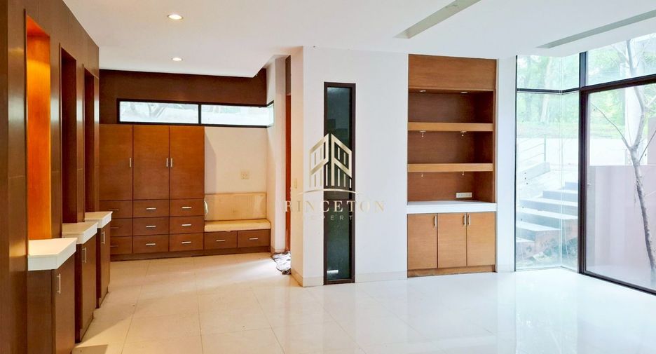 Haus zum Kauf mit 4 Zimmer in Bang Phli, Samut Prakan