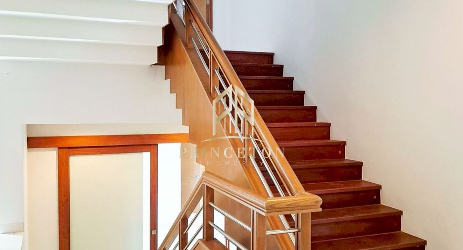 Haus zum Kauf mit 4 Zimmer in Bang Phli, Samut Prakan