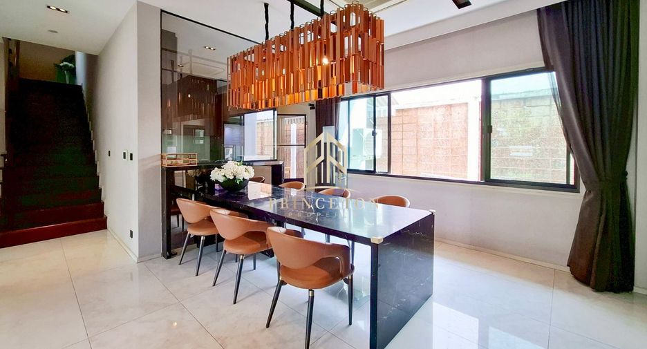 For rent and for sale 5 bedrooms house in Saphan Sung, Bangkok