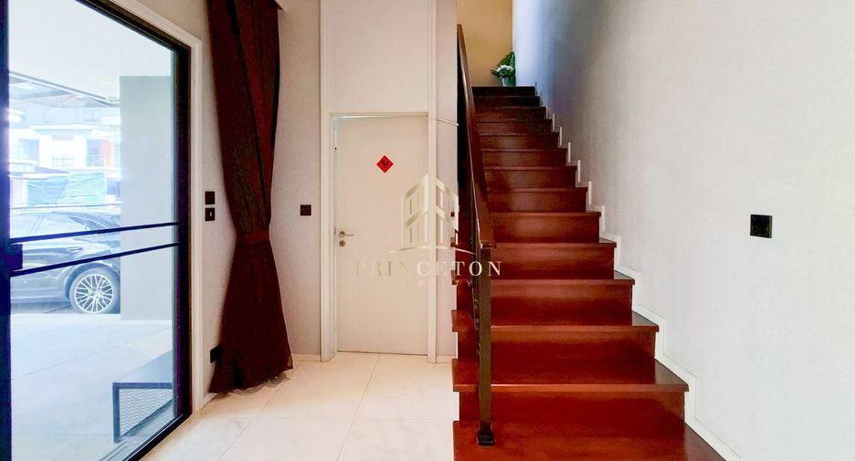 For rent and for sale 5 bedrooms house in Saphan Sung, Bangkok