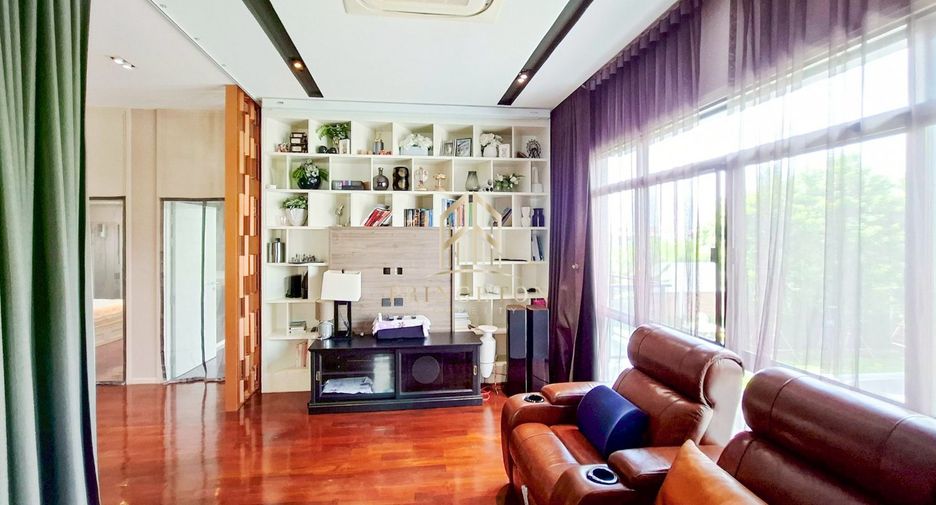 For rent and for sale 5 bedrooms house in Saphan Sung, Bangkok