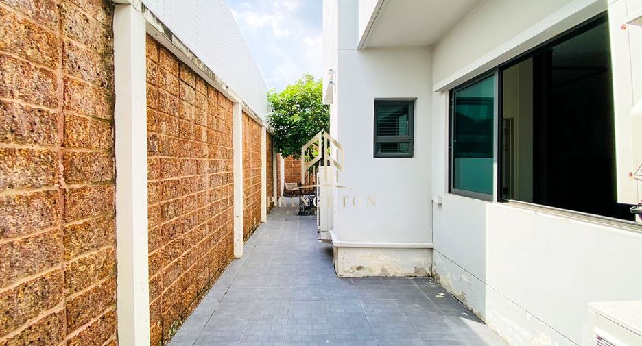 For rent and for sale 5 bedrooms house in Saphan Sung, Bangkok