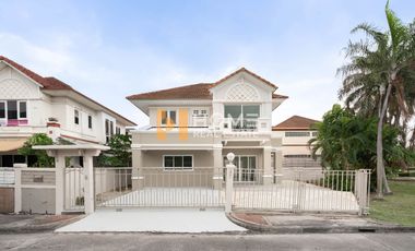 For sale 4 bedrooms house in Lat Krabang, Bangkok