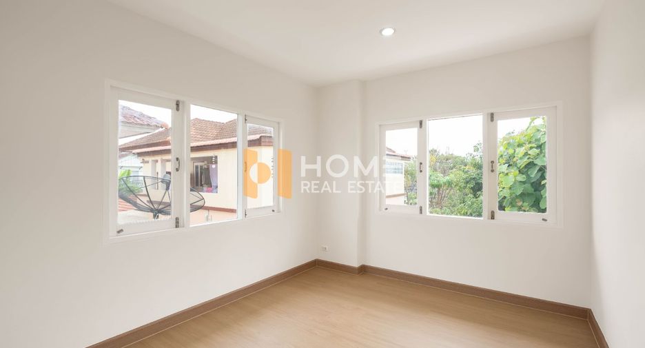 Haus zum Kauf mit 4 Zimmer in Lat Krabang, Bangkok