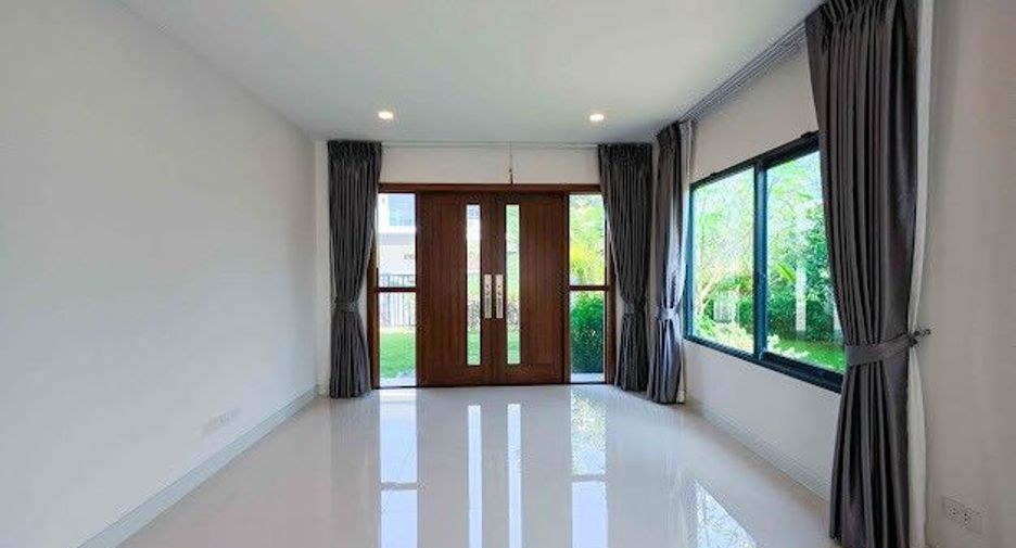 Casa en venta de 4 habitaciones en Thawi Watthana, Bangkok