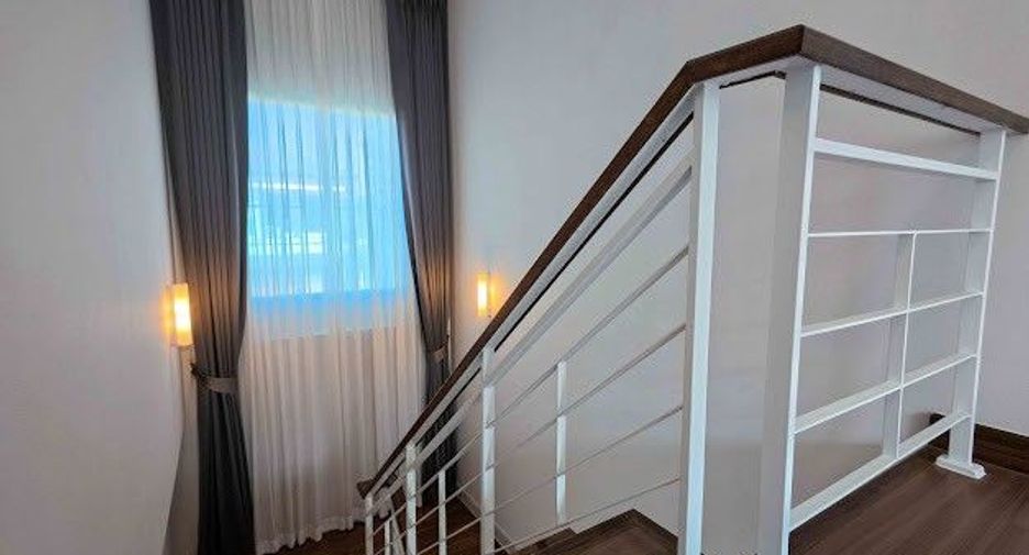Casa en venta de 4 habitaciones en Thawi Watthana, Bangkok