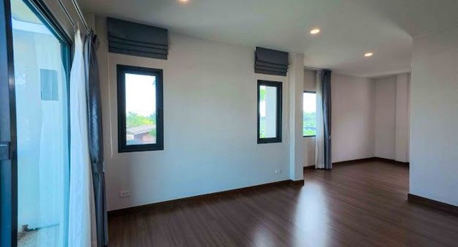 Casa en venta de 4 habitaciones en Thawi Watthana, Bangkok