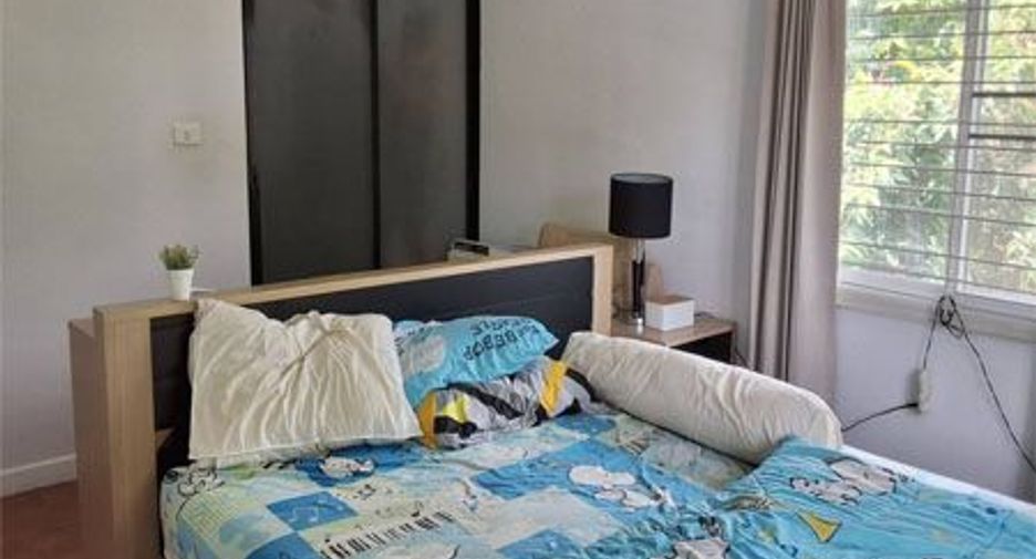 Продажа 3 спальни дом в Ban Bueng, Чонбури