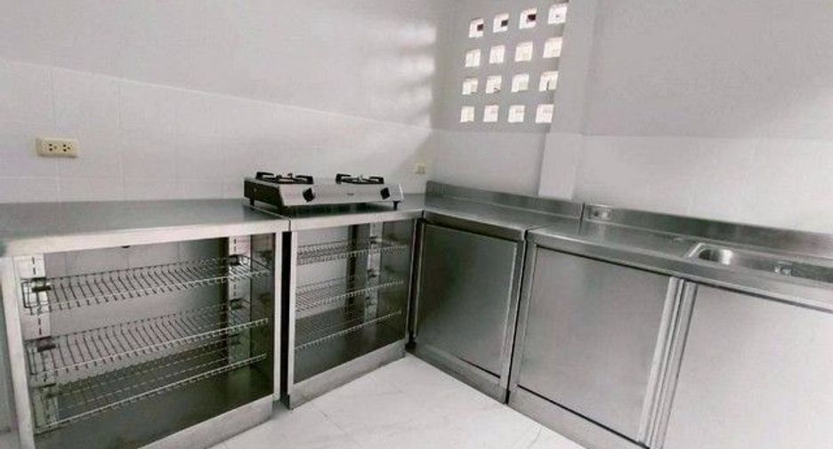 For rent 4 bedrooms house in Bang Bua Thong, Nonthaburi