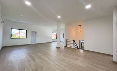 Продажа 3 спальни склад в Lam Luk Ka, Патумтани