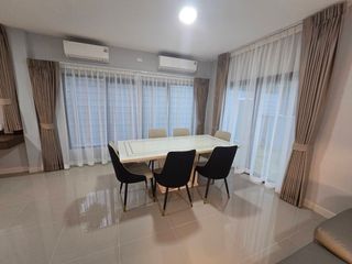 À louer 3 chambres maison à Bang Phli, Samut Prakan