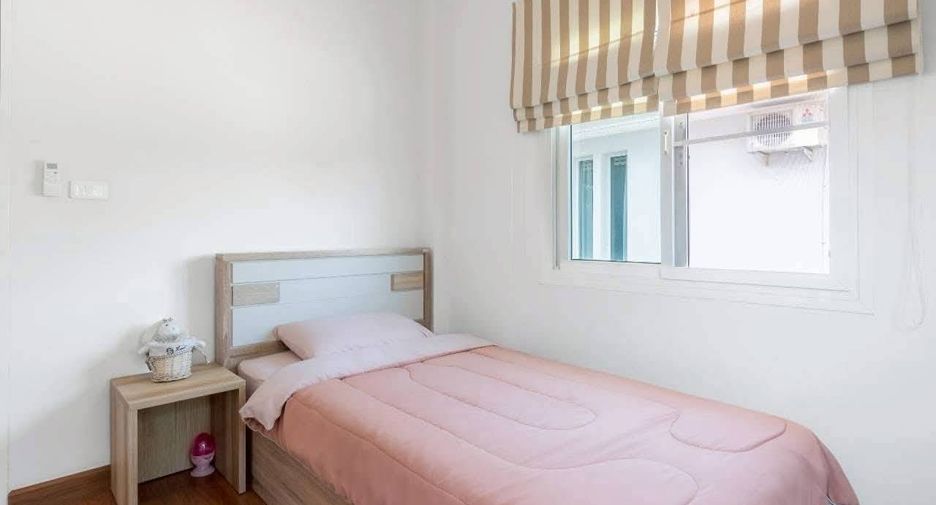 For sale 4 bedrooms house in Hang Dong, Chiang Mai