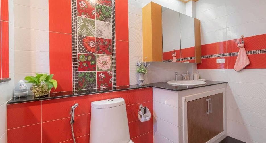 For sale 4 bedrooms house in Hang Dong, Chiang Mai