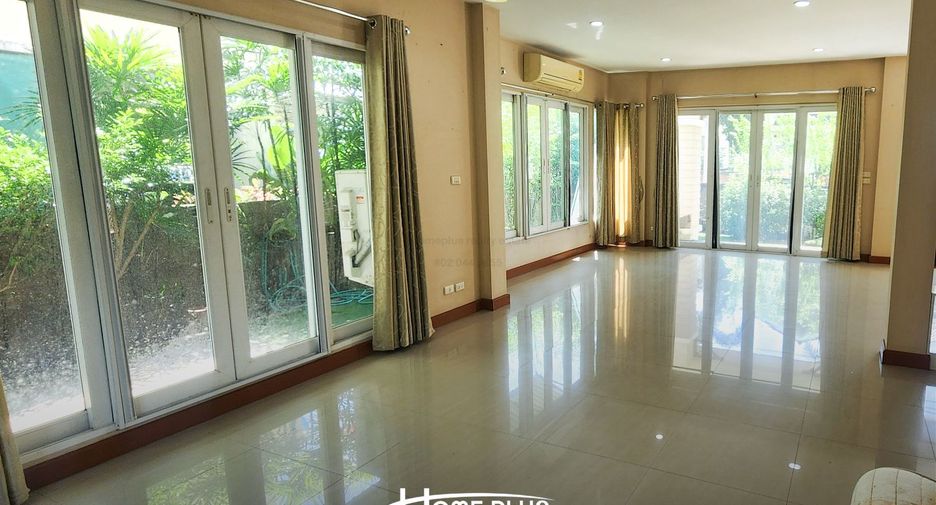 For sale 3 bedrooms house in Bang Bua Thong, Nonthaburi
