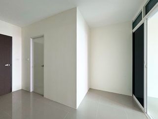 For sale 1 bed condo in Suan Luang, Bangkok