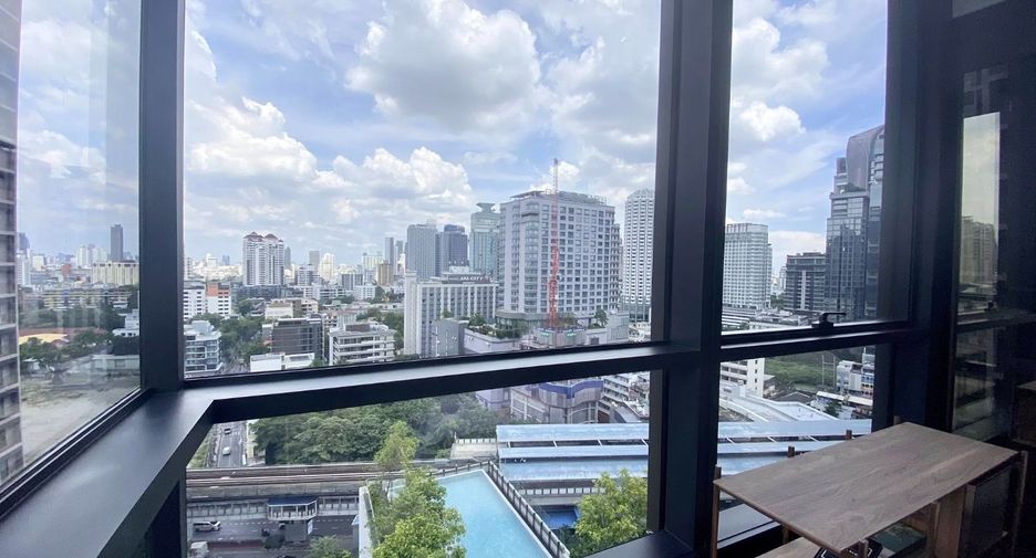 For rent and for sale 2 bedrooms condo in Khlong Toei, Bangkok