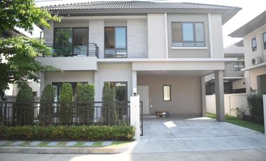 For sale 3 bedrooms house in Saphan Sung, Bangkok