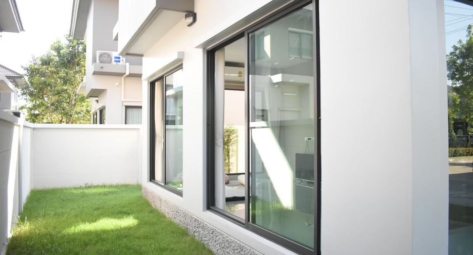 For sale 3 bedrooms house in Saphan Sung, Bangkok