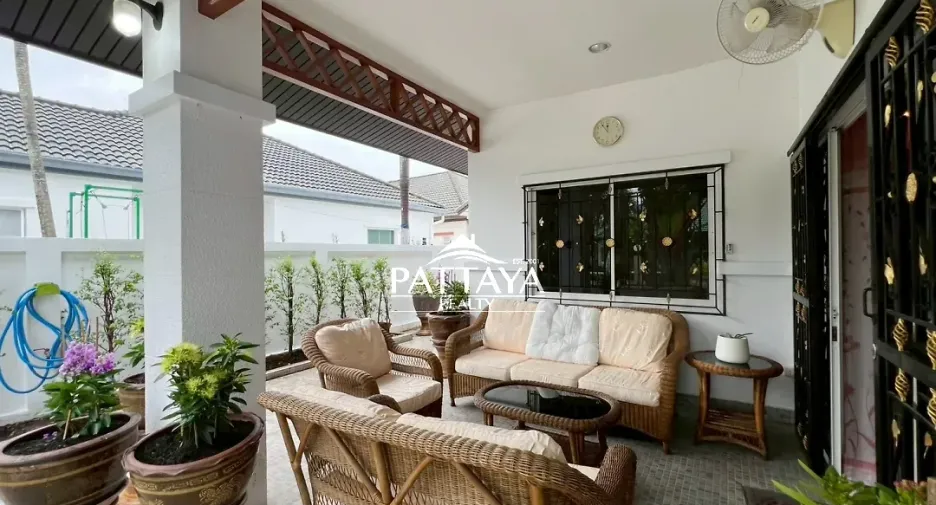 For rent and for sale 3 bedrooms house in Bang Lamung, Chonburi