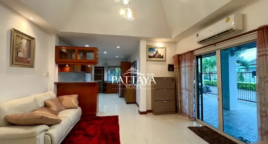 For rent and for sale 3 bedrooms house in Bang Lamung, Chonburi