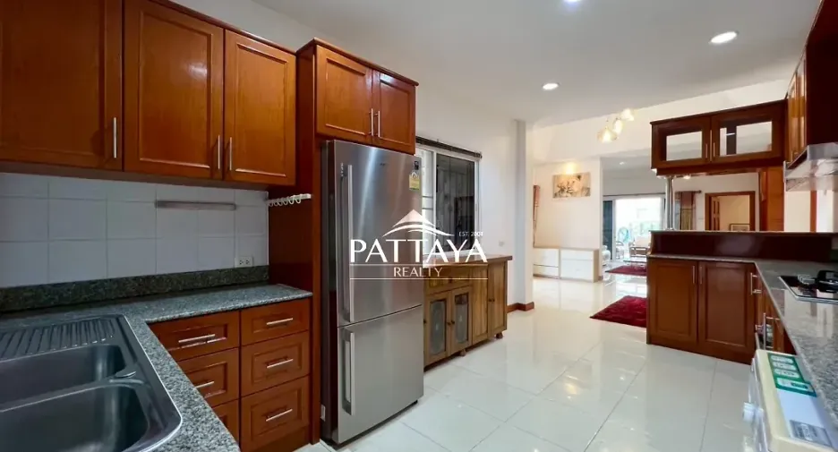 For rent and for sale 3 bedrooms house in Bang Lamung, Chonburi