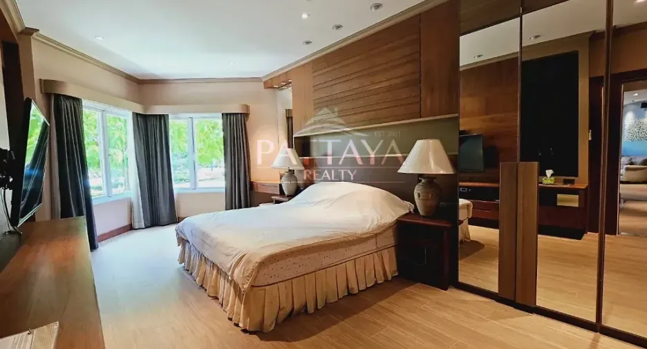 Wohnung zur Miete und zum Kauf mit 3 Zimmer in Sattahip, Chonburi