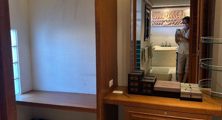 For sale 2 bedrooms condo in Bang Lamung, Chonburi