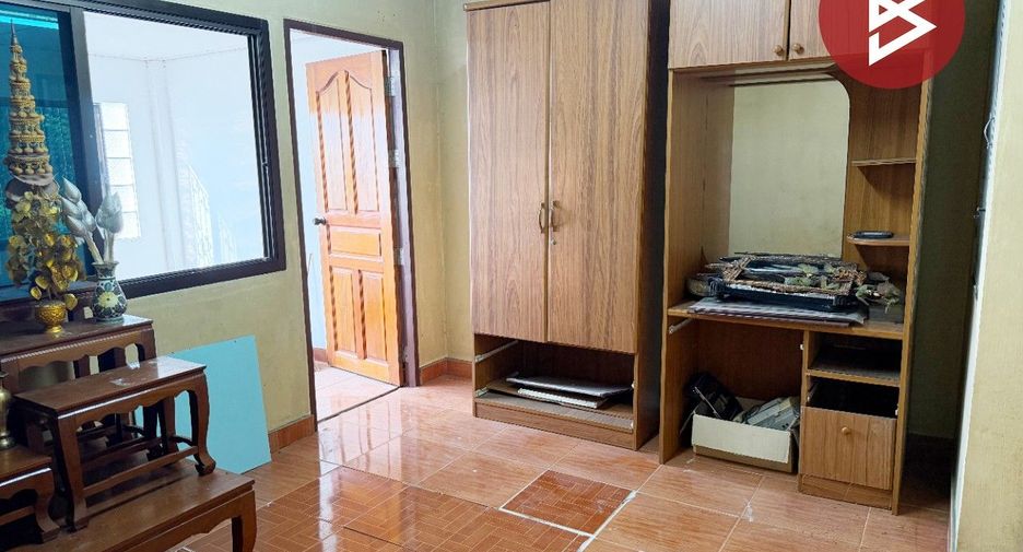 Casa adosada en venta de 3 habitaciones en Phra Pradaeng, Samut Prakan