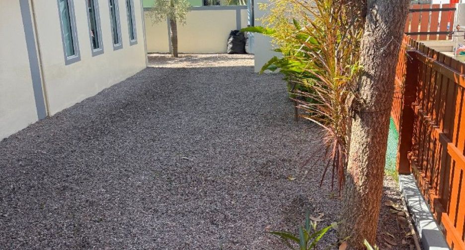 For sale スタジオ house in Mueang Samut Songkhram, Samut Songkhram
