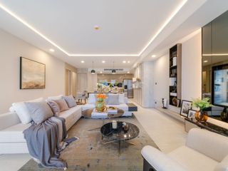 Condo en alquiler de 3 habitaciones en Watthana, Bangkok