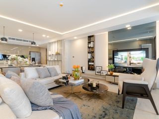 Condo en alquiler de 3 habitaciones en Watthana, Bangkok