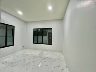Casa adosada en venta de 2 habitaciones en Kathu, Phuket