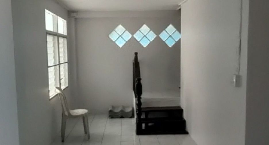 For sale studio house in Din Daeng, Bangkok