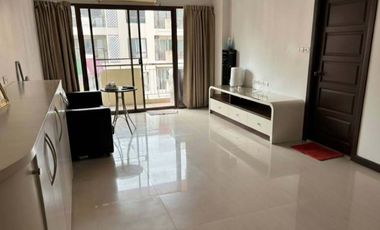 À vendre 2 chambres condo à Din Daeng, Bangkok