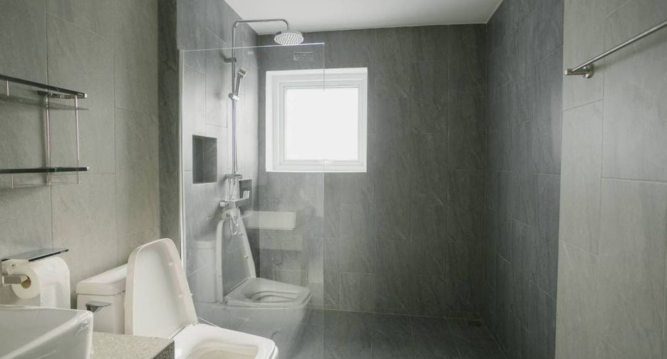 Haus zur Miete und zum Kauf mit 5 Zimmer in San Sai, Chiang Mai