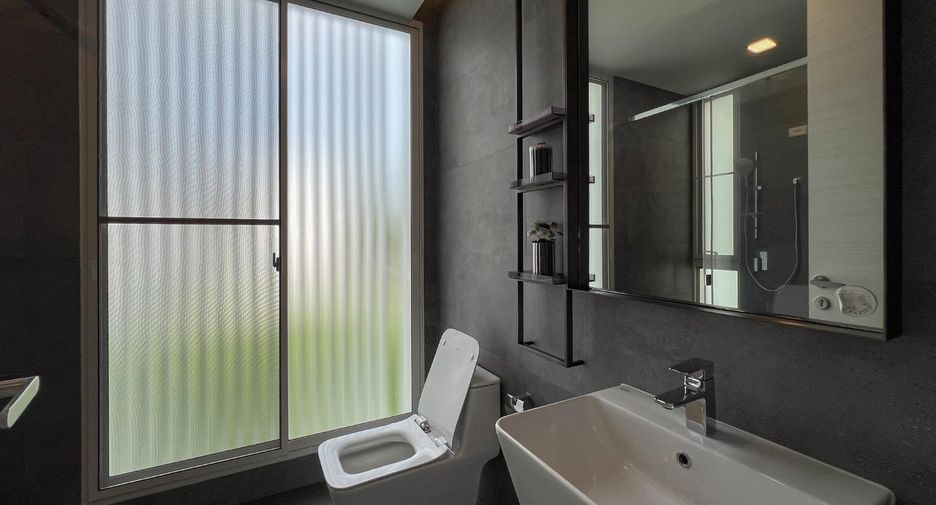 Casa en venta de 4 habitaciones en Bang Phli, Samut Prakan