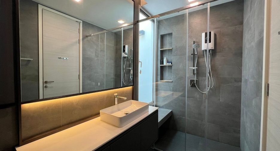 Casa en venta de 4 habitaciones en Bang Phli, Samut Prakan